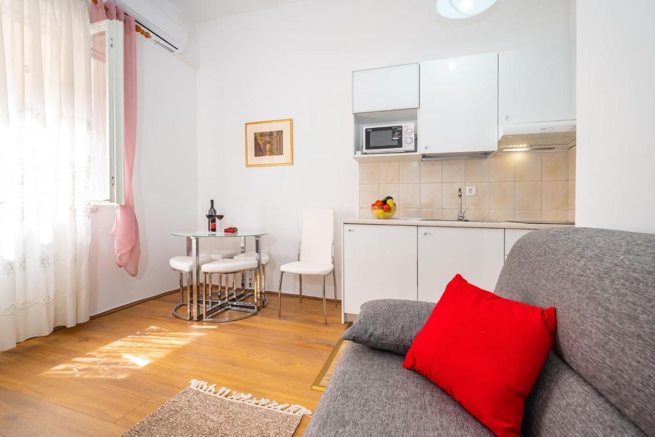 History Apartments Center Ζαντάρ Εξωτερικό φωτογραφία