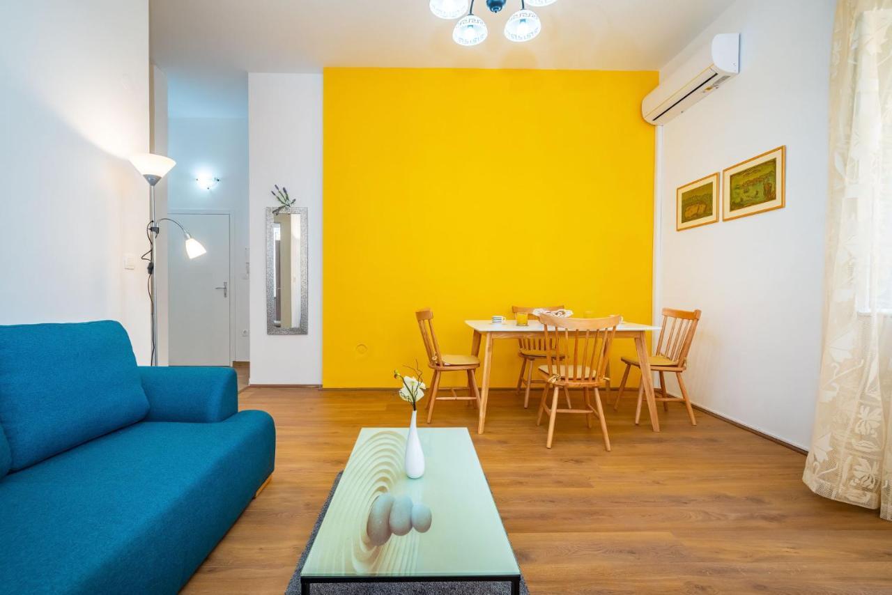 History Apartments Center Ζαντάρ Εξωτερικό φωτογραφία