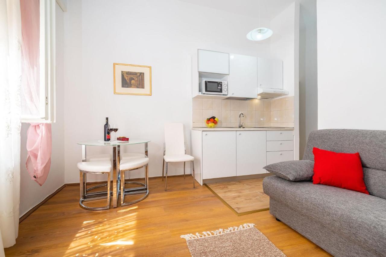 History Apartments Center Ζαντάρ Εξωτερικό φωτογραφία